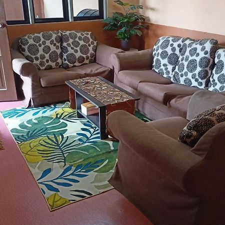 Ns Homestay Private Pool Танах-Мерах Экстерьер фото
