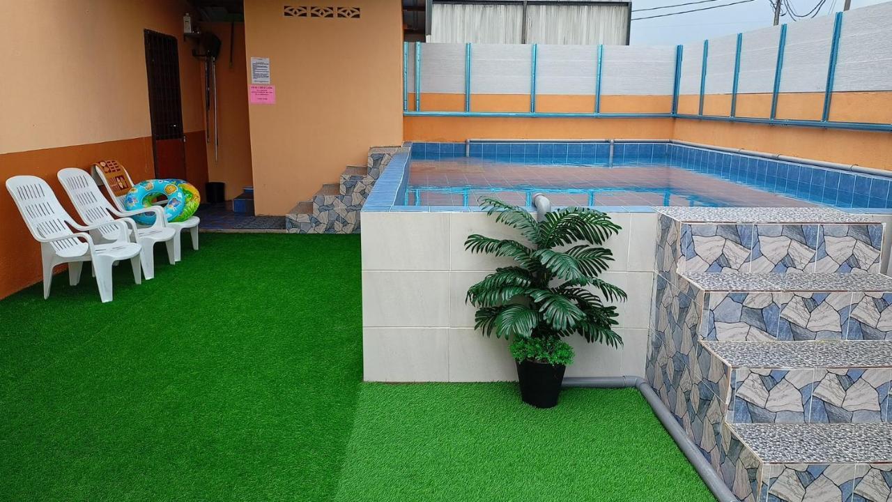 Ns Homestay Private Pool Танах-Мерах Экстерьер фото