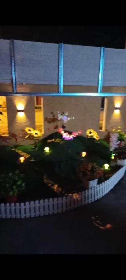 Ns Homestay Private Pool Танах-Мерах Экстерьер фото