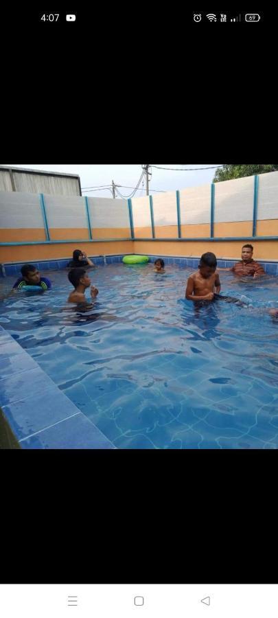 Ns Homestay Private Pool Танах-Мерах Экстерьер фото