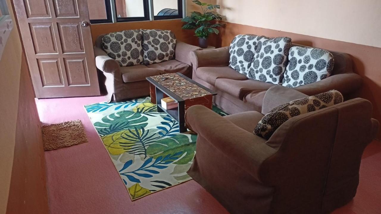 Ns Homestay Private Pool Танах-Мерах Экстерьер фото